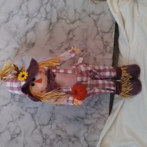 26in tall scarecrow fall decoration